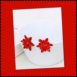🎉SALE Red Crystal poinsettia stud Earrings
